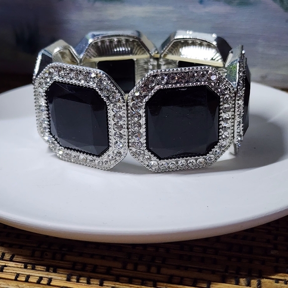 Statement Bracelet Silver and Black Stretch - Picture 1 of 6